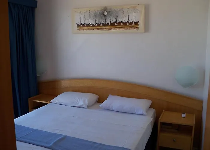 Lindo Flat com VISTA TOTAL para Mar - CLA1004